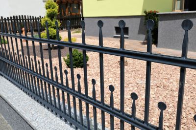 Black Aluminum Fence - Jem Fence Installation And Repair Valencia, California